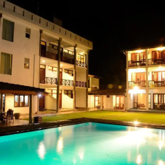 Ranmal Beach Hotel бассейн фото 3