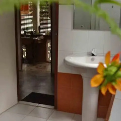 Отель Guest House Sujatha Канди ванная фото 2