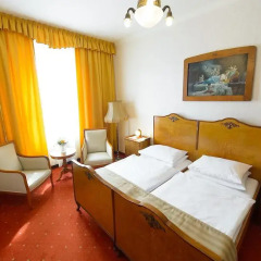 Hotel Urania 3* Стандартный номер с различными типами кроватей фото 13