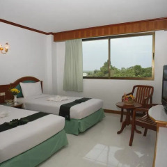 Boon Siam Hotel 3* Улучшенный номер с различными типами кроватей фото 3