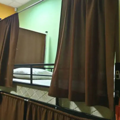 Гостиница Travel Inn Aviamotornaya 2* Кровать в общем номере с двухъярусной кроватью фото 7