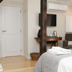 Отель Flores Guest House 4* Номер Комфорт с различными типами кроватей фото 14