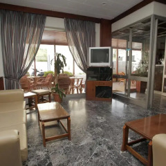 Evans Hotel комната для гостей