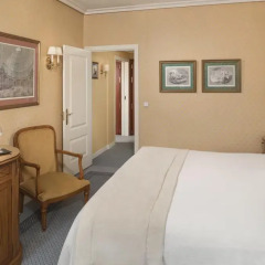 Отель Melia Castilla 4* Люкс с различными типами кроватей фото 2