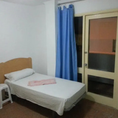 Отель Hostal Casa De Huéspedes San Fernando - Adults Only Стандартный номер с различными типами кроватей фото 6