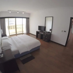 Отель Number One Tower Suites 4* Апартаменты фото 17