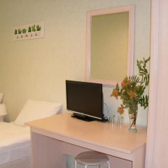 Гостиница Nardzhilia Guest House Номер категории Эконом с 2 отдельными кроватями (общая ванная комната) фото 2