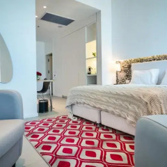 Отель Metropolitan Suites 4* Номер Делюкс