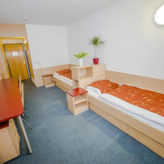 Отель myNext - Westbahnhof Hostel One Австрия, Вена - 1 отзыв об отеле, цены и фото номеров - забронировать отель myNext - Westbahnhof Hostel One онлайн спа