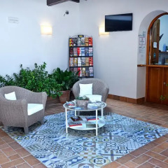 Отель Hostal La Fonda Испания, Кониль-де-ла-Фронтера - отзывы, цены и фото номеров - забронировать отель Hostal La Fonda онлайн питание фото 2