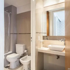 Отель Oro Luxury Studios ванная