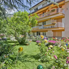 Отель Villa Sabine Меран фото 12