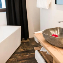 Отель Garni Hotel Katzenthalerhof Италия, Лана - отзывы, цены и фото номеров - забронировать отель Garni Hotel Katzenthalerhof онлайн ванная фото 2