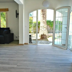 Отель Villa Caryana интерьер отеля