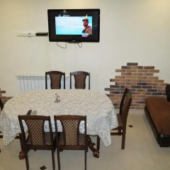 Гостиница Holiday Home On Kuybysheva Коттедж с различными типами кроватей фото 7