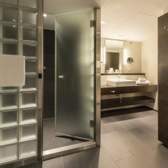 Отель Four Points by Sheraton Sihlcity Zurich 4* Люкс с различными типами кроватей фото 3