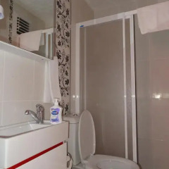 Отель Tulip Guesthouse 2* Стандартный номер с 2 отдельными кроватями фото 5