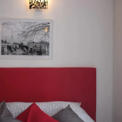Апартаменты Montmartre Apartments Picasso комната для гостей фото 3