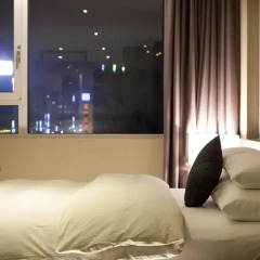 Hotel The Designers Hongdae 3* Семейный люкс с двуспальной кроватью фото 2
