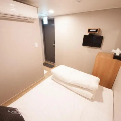 Отель K-guesthouse Myeongdong 4 3* Номер категории Эконом фото 2