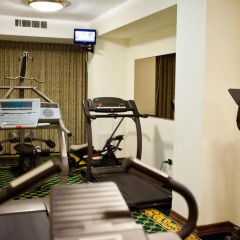 Alga Hotel фитнесс-зал