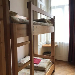 Old City Hostel Кровать в общем номере с двухъярусными кроватями