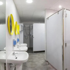 Up Station Hostel Валенсия в номере