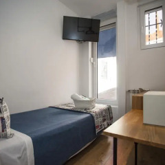 Отель Hostal CC Malasaña Номер категории Эконом с различными типами кроватей фото 2