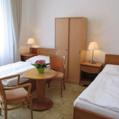 Hotel Jana / Pension Domov Mladeze Стандартный номер с двуспальной кроватью (общая ванная комната) фото 4