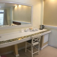 Отель Phuket Airport Suites & Lounge Bar - Club 96 удобства в номере фото 2