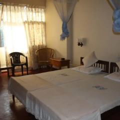 Отель Lily Restaurant and Inn комната для гостей фото 4