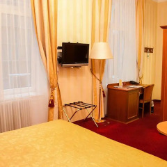 Отель Opera Suites удобства в номере