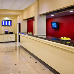 Отель New York LaGuardia Airport Marriott интерьер отеля