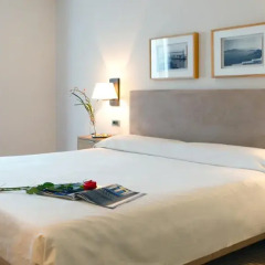 Hotel Ercilla 4* Улучшенный номер с двуспальной кроватью