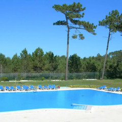 Отель Parque de Campismo Orbitur Sao Pedro De Moel бассейн