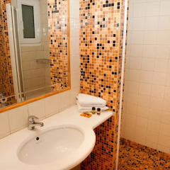 London Hotel 3* Стандартный номер с двуспальной кроватью фото 2