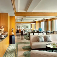 Отель The Ritz-Carlton, Dubai International Financial Centre 5* Стандартный номер с различными типами кроватей фото 6
