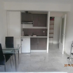 Апартаменты Studio Apartment Californie в номере