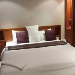 Galaxy Suites Pattaya Hotel 3* Стандартный номер фото 8