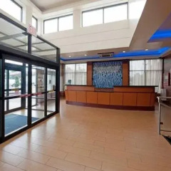Отель Fairfield Inn by Marriott JFK Airport США, Нью-Йорк - отзывы, цены и фото номеров - забронировать отель Fairfield Inn by Marriott JFK Airport онлайн балкон