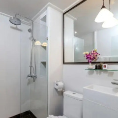 Отель New Patong Premier Resort 3* Улучшенный номер с двуспальной кроватью фото 7