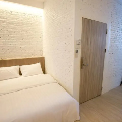 Отель Glur Bangkok Стандартный номер разные типы кроватей фото 37