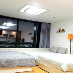 SH Seoul Hostel Стандартный семейный номер с двуспальной кроватью фото 2