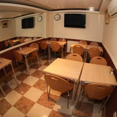Holland Inn Hotel питание