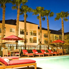 Отель Courtyard Milpitas Silicon Valley бассейн