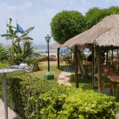 Отель Hostal Restaurante La Ilusion Испания, Вехер-де-ла-Фронтера - отзывы, цены и фото номеров - забронировать отель Hostal Restaurante La Ilusion онлайн развлечения