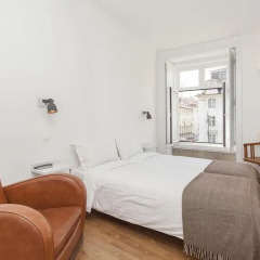Отель Lisbon Old Town Guest House 3* Люкс с различными типами кроватей фото 7