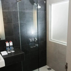 Отель Swiss-Belinn Legian 3* Номер Делюкс с различными типами кроватей фото 11