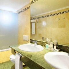 Hotel Exe Cristal Palace 4* Номер категории Эконом с различными типами кроватей фото 2