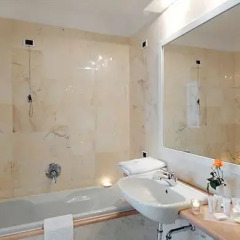 Отель Hostellerie Du Cheval Blanc 4* Стандартный номер фото 7